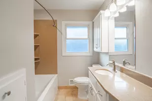 6418 Knoll Street N, Golden Valley, MN 55427 - Photo 9