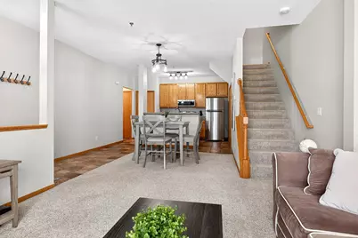 17975 Cobblestone Way, Eden Prairie, MN 55347 - Photo 5