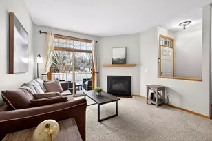 17975 Cobblestone Way, Eden Prairie, MN 55347 - Photo 3