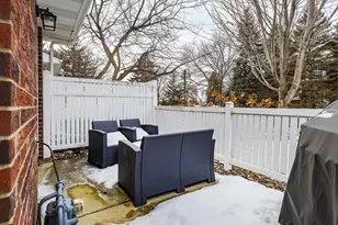 17975 Cobblestone Way, Eden Prairie, MN 55347 - Photo 21