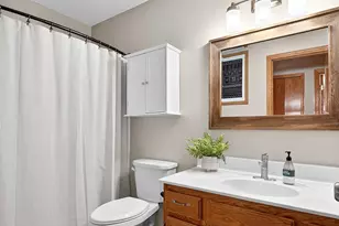 17975 Cobblestone Way, Eden Prairie, MN 55347 - Photo 19