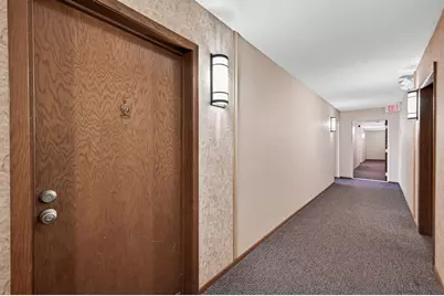 3153 Old Highway 8 #304, Roseville, MN 55418 - Photo 17