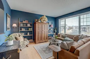 15647 Eaglewood Ln, Apple Valley, MN 55124 - Photo 5