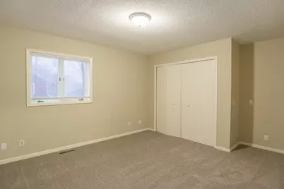 38 Winona Street W, Saint Paul, MN 55107 - Photo 13