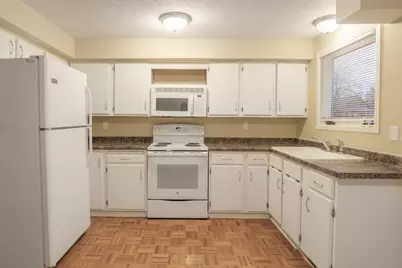 38 Winona Street W, Saint Paul, MN 55107 - Photo 5