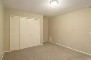 38 Winona St W, Saint Paul, MN 55107 - Photo 11