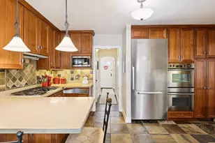 1827 Eleanor Ave, Saint Paul, MN 55116 - Photo 11