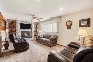 9237 Ashley Terrace, Brooklyn Park, MN 55443 - Photo 9