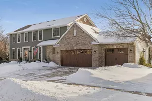16917 73rd Pl N, Maple Grove, MN 55311 - Photo 3