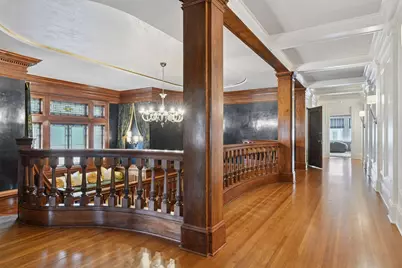 2218 Lake Of The Isles Parkway W, Minneapolis, MN 55405 - Photo 25