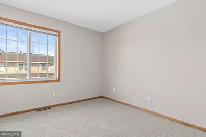 2509 Cobble Hill Court #H, Woodbury, MN 55125 - Photo 13