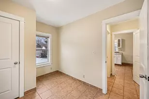 4701 Bryant Ave N, Minneapolis, MN 55430 - Photo 17