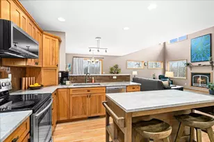 5224 Falcon Dr, Hermantown, MN 55811 - Photo 9