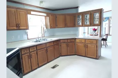 18340 US Highway 59 NE, Thief River Falls, MN 56701 - Photo 9