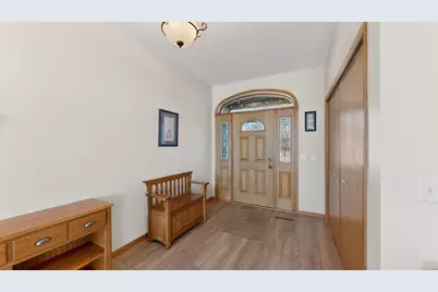 89 W 2nd Street, Buffalo City, WI 54622 - Photo 5