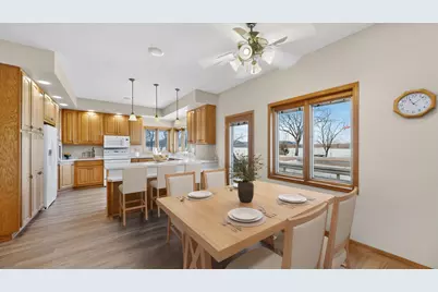 89 W 2nd Street, Buffalo City, WI 54622 - Photo 9