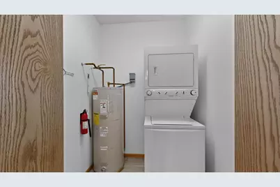 89 W 2nd Street, Buffalo City, WI 54622 - Photo 25