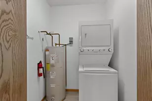 89 W 2nd St, Buffalo City, WI 54622 - Photo 25