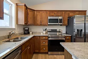 154 Hawaii St SE, Lonsdale, MN 55046 - Photo 11