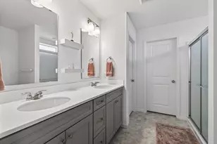 5490 Annapolis Ln N, Plymouth, MN 55446 - Photo 15