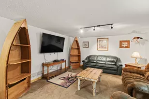 239 W Minnesota St, Le Center, MN 56057 - Photo 15