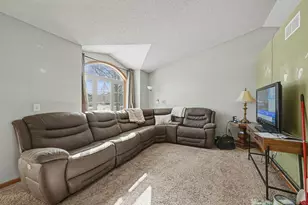 920 Sunrise Ln, Belle Plaine, MN 56011 - Photo 5