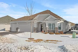 10733 28th St NE, Saint Michael, MN 55376 - Photo 3