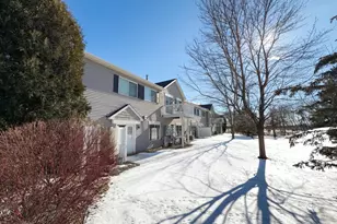 1220 Bergmann Dr, Stillwater, MN 55082 - Photo 17