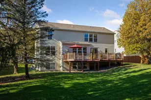 6975 Timber Ridge Hollow S, Cottage Grove, MN 55016 - Photo 3