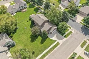 4541 Savannah Dr NW, Rochester, MN 55901 - Photo 3