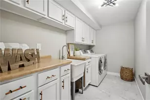 6860 Rosemary Rd, Eden Prairie, MN 55346 - Photo 27