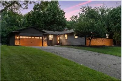 6860 Rosemary Road, Eden Prairie, MN 55346 - Photo 3