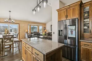 7140 Upper 157th St W, Apple Valley, MN 55124 - Photo 7