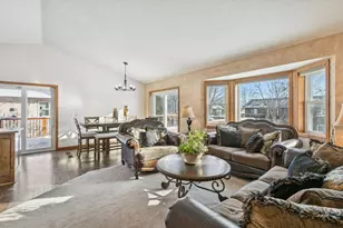 7140 Upper 157th St W, Apple Valley, MN 55124 - Photo 13