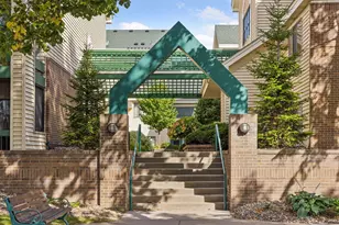 7605 Edinborough Way, Edina, MN 55435 - Photo 19