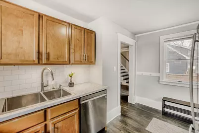 13 18th Avenue N, Hopkins, MN 55343 - Photo 9