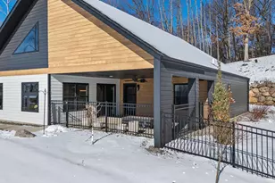 1084 Autumn Oak Ln, Hudson, WI 54016 - Photo 3