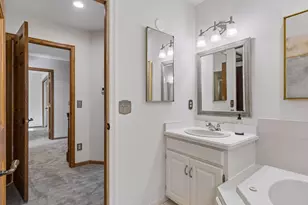 4325 Rosewood Ln N, Plymouth, MN 55442 - Photo 31