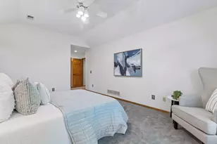 4325 Rosewood Ln N, Plymouth, MN 55442 - Photo 29