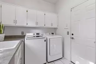 4325 Rosewood Ln N, Plymouth, MN 55442 - Photo 21