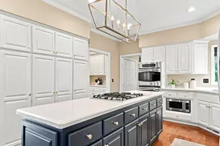 9486 Olympia Dr, Eden Prairie, MN 55347 - Photo 15