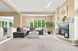 9486 Olympia Dr, Eden Prairie, MN 55347 - Photo 3