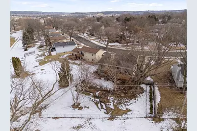 3423 Chalet Drive NW, Rochester, MN 55901 - Photo 11