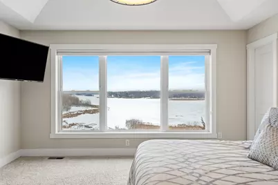 26022 Sunset Drive, Chisago City, MN 55013 - Photo 33