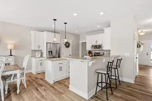 26022 Sunset Dr, Chisago City, MN 55013 - Photo 23