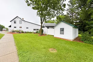 702 E Beech Ave, Fergus Falls, MN 56537 - Photo 37