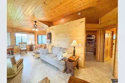 702 E Beech Avenue, Fergus Falls, MN 56537 - Photo 3