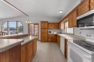 39052 Mica Ave, North Branch, MN 55056 - Photo 13