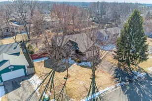 1805 Lannon Ct, Burnsville, MN 55337 - Photo 29