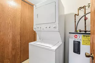 1581 Wheelock Ln, Saint Paul, MN 55117 - Photo 23